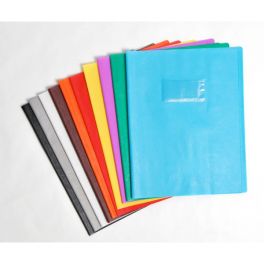 protege cuaderno A4 blanco